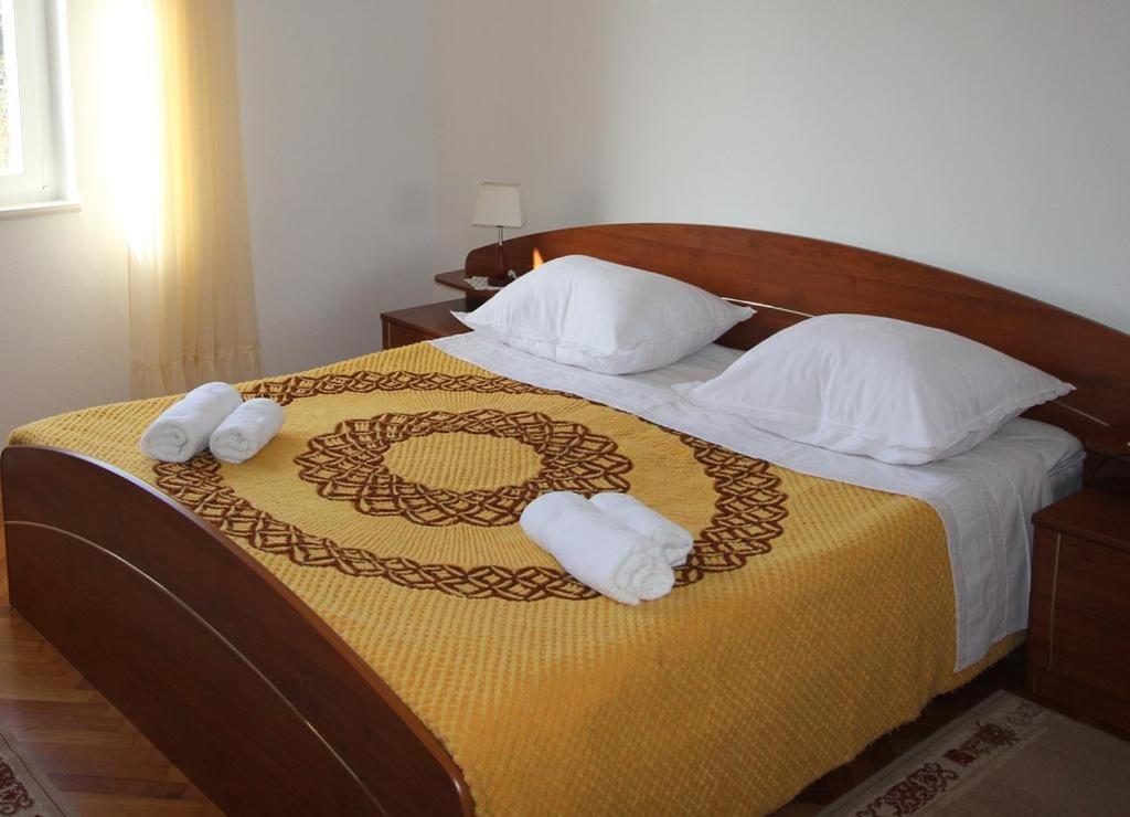 Apartmani Neda Kali Exteriör bild